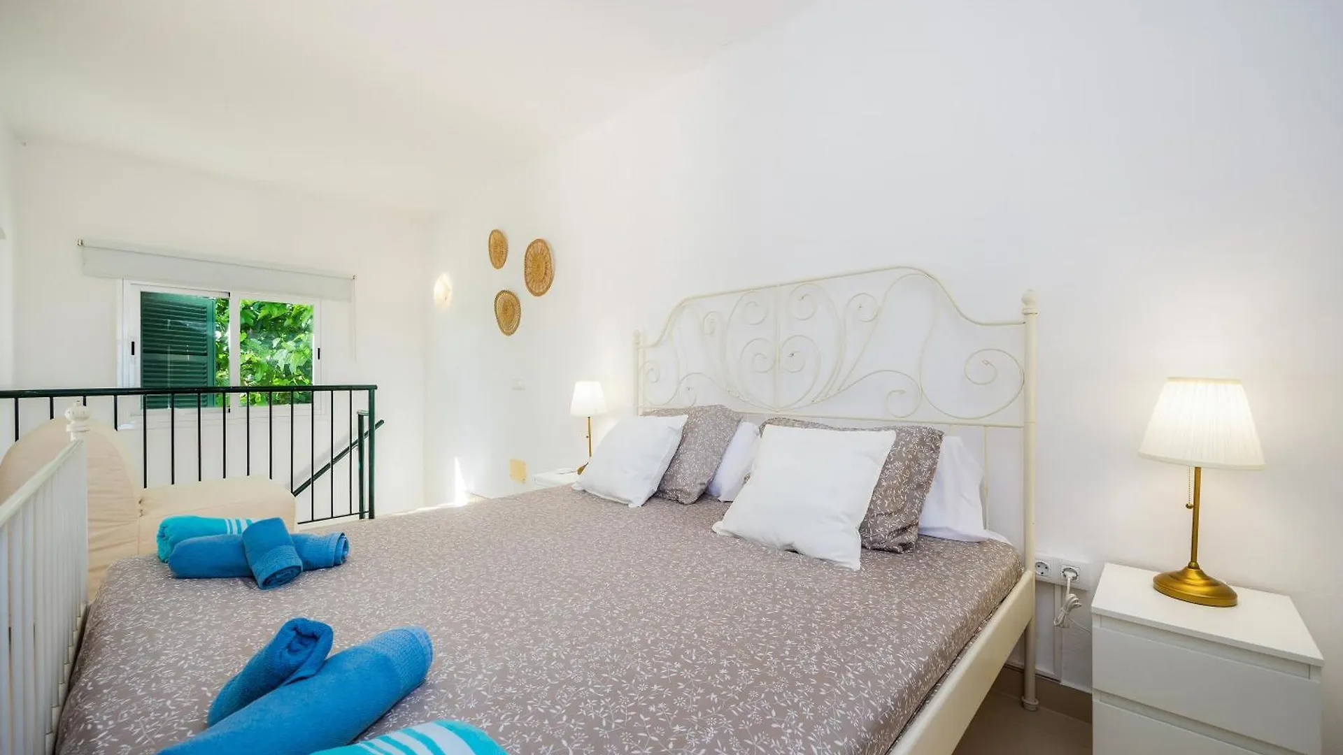 Finca Blanca Calas de Mallorca